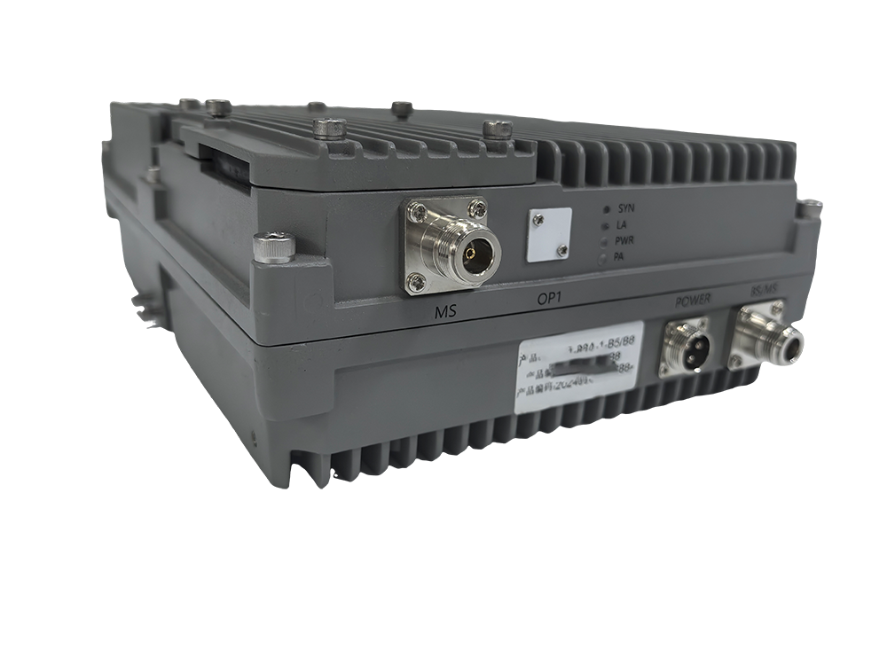  山城三频手机信号接收器2000㎡